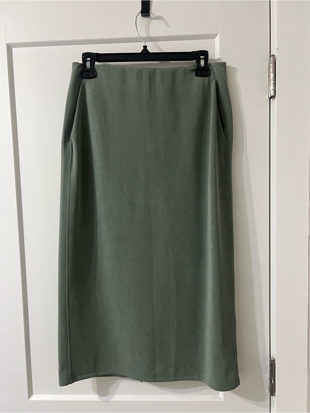 Lululemon Softstreme High Rise Midi Skirt